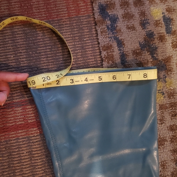 Over the knee boots - Picture 4 of 5